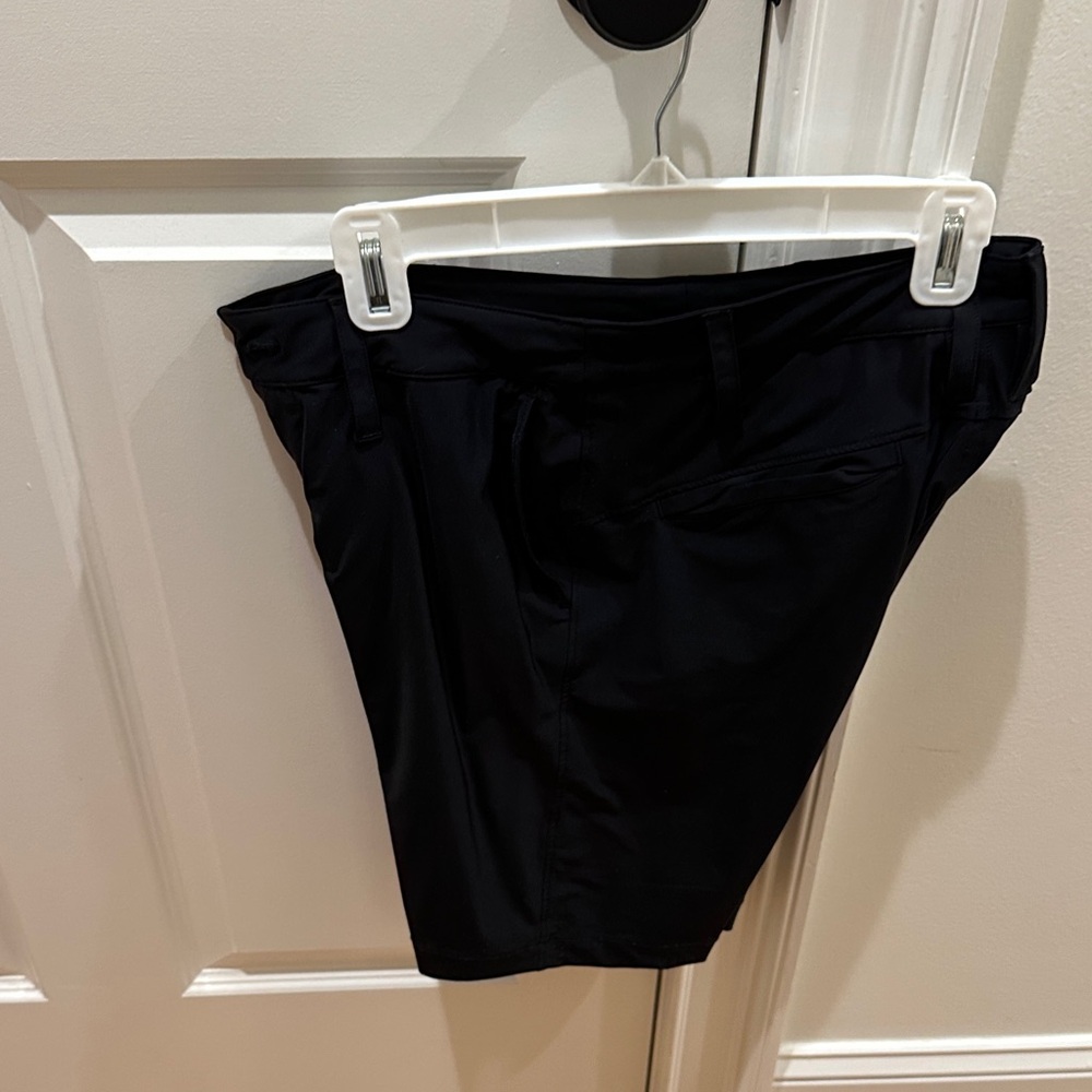 Men’s Zella Black golf short